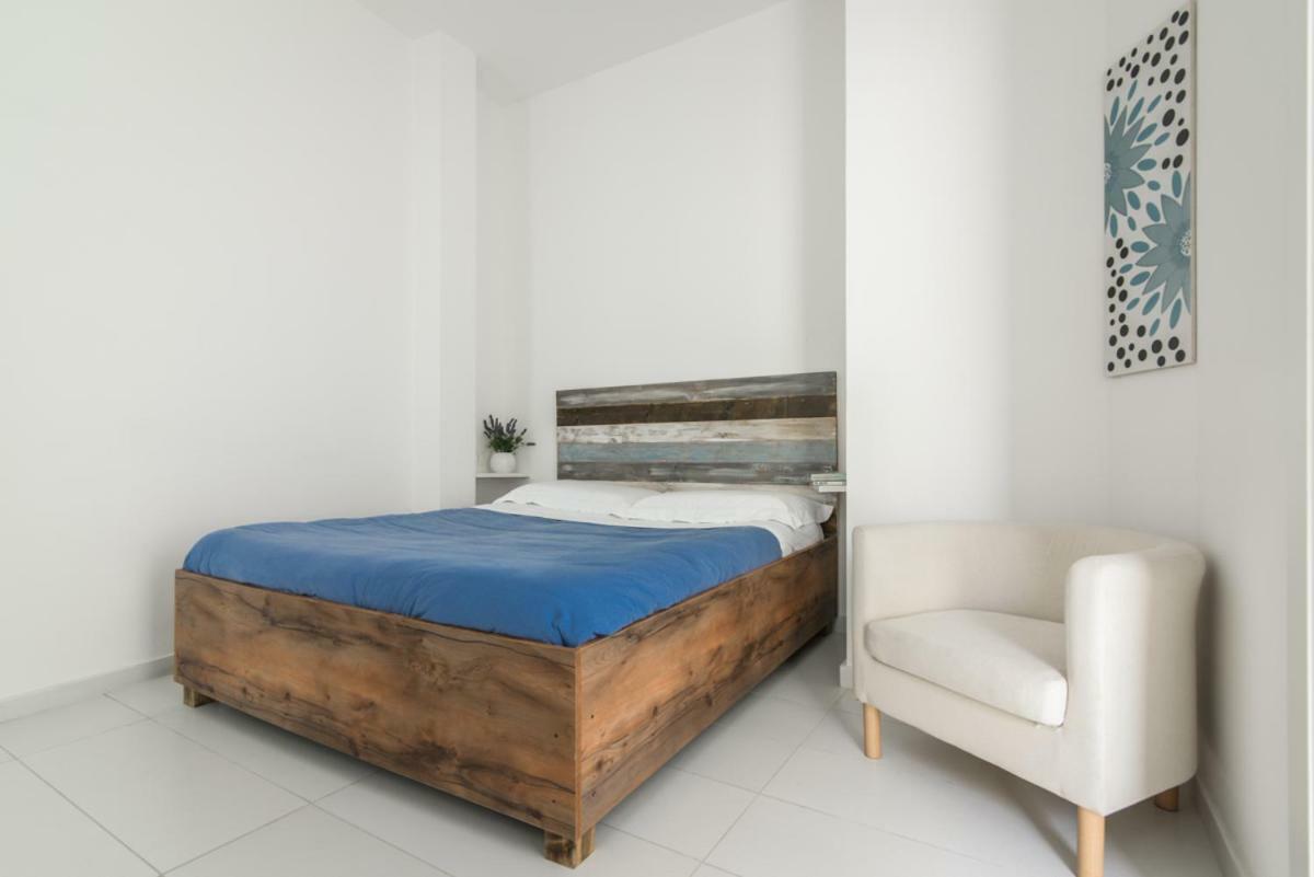 Terrazzo Siciliano Apartment Рипосто Екстериор снимка