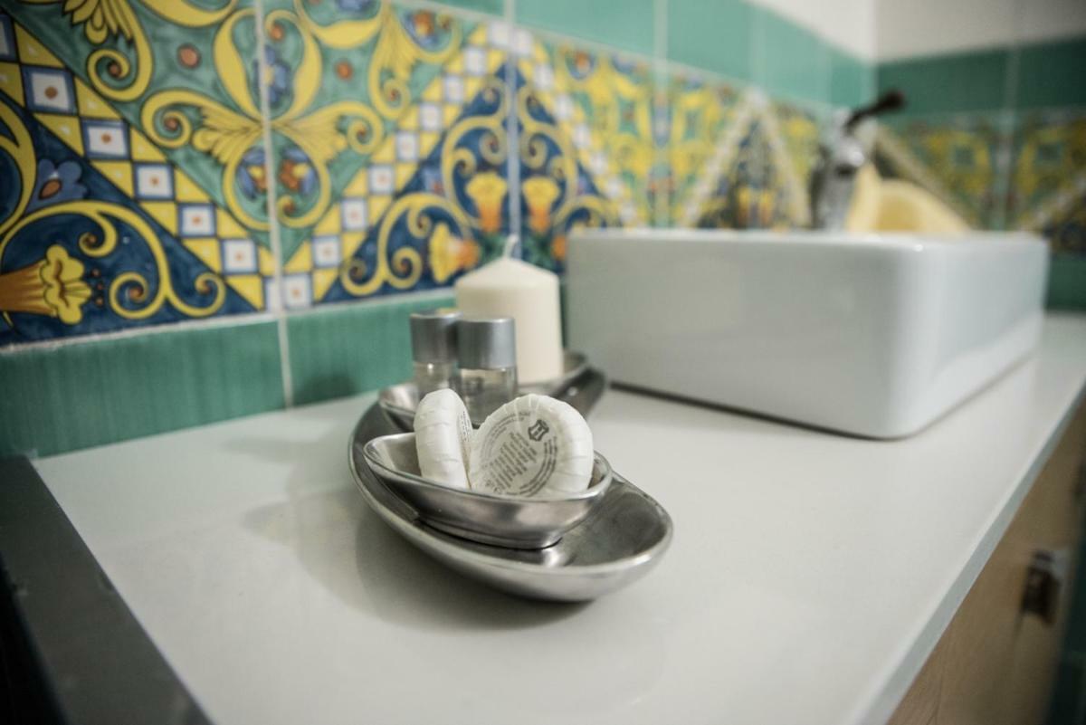 Terrazzo Siciliano Apartment Рипосто Екстериор снимка